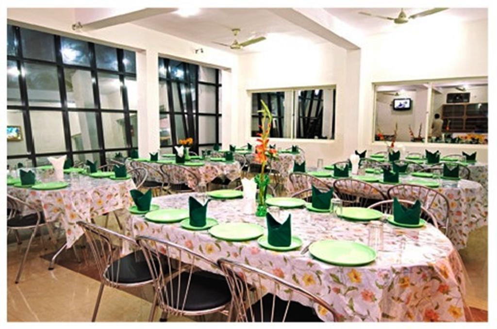 Ranikhet Grand酒店 外观 照片